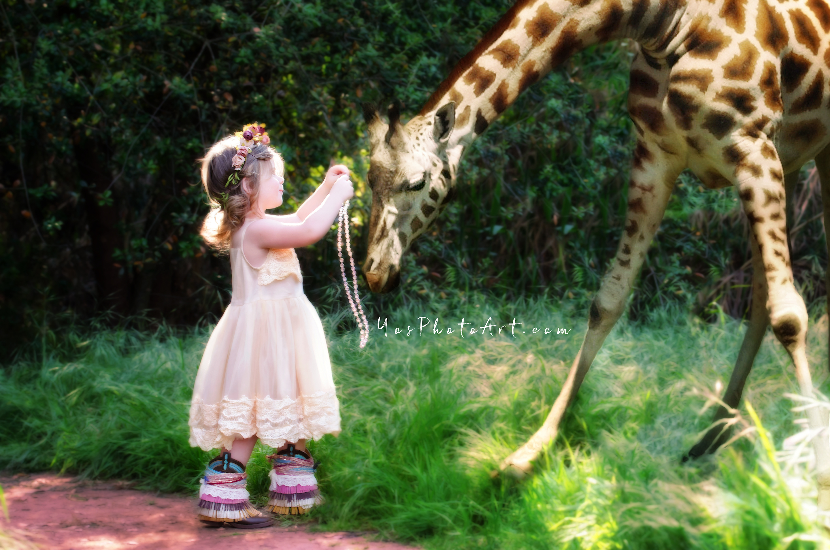 Giraffe Necklace-final-WEBSAmple